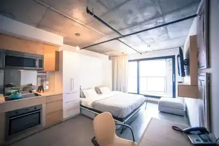 Boxotel - 82