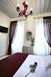 Isioni Pension - 50