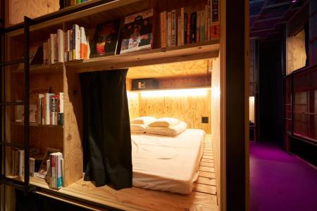 Book And Bed Tokyo Shinjuku - 3