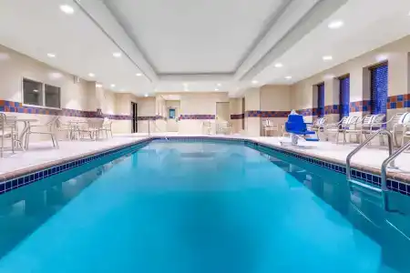 Hampton Inn & Suites Minneapolis St. Paul Airport - Mall of America - 13
