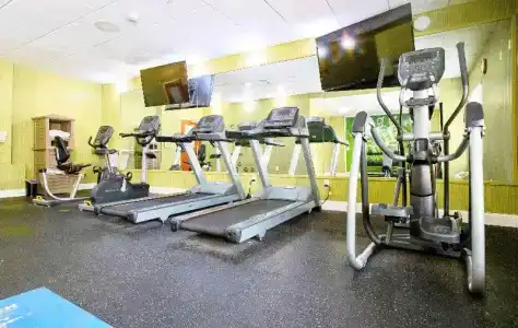 Best Western Plus-Lake Buena Vista South Inn & Suites - 8