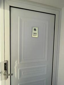 Rias Penthouse Suites - 15