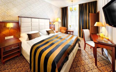 Grand Praha - 50