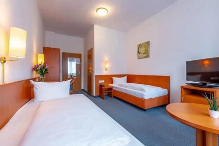 Trip Inn Schumann - 53
