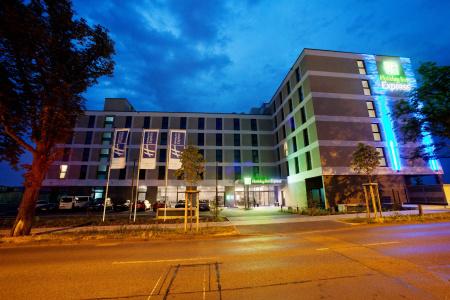 Holiday Inn Express - Darmstadt, An Ihg - 10