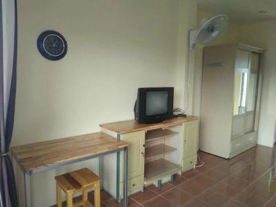 The One Apartment Bangsaray by RoomQuest - 4