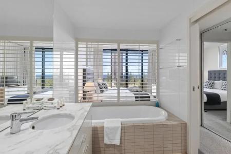 Ultra Broadbeach - 101
