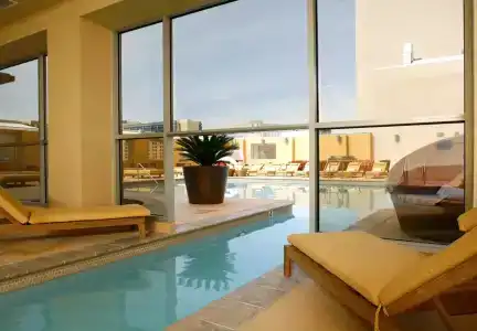 Platinum and Spa - 7