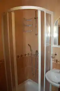 ROOMS & DOBROTSKI DVORI - 80