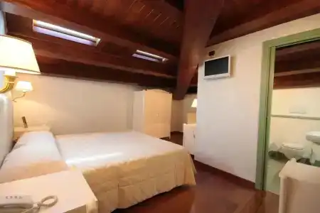 Rojan - 28