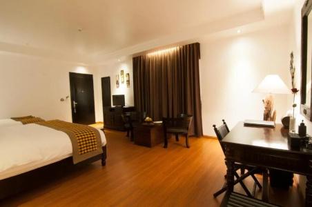 La Rose Suites - 106