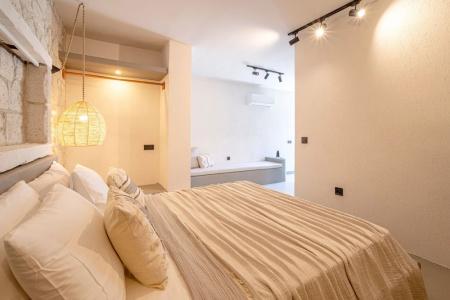Derin Konak - Adults Only +12 - 105