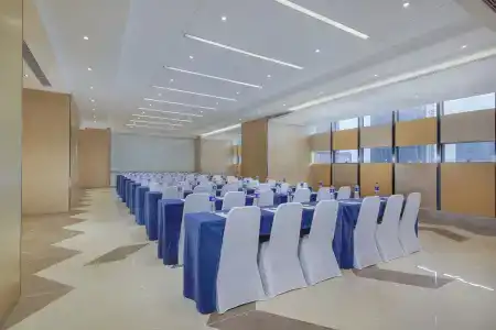 Holiday Inn Express Zhengdong - 20