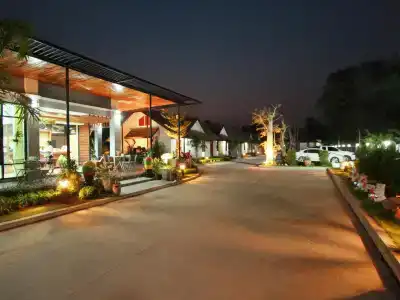 Phakawan - 4
