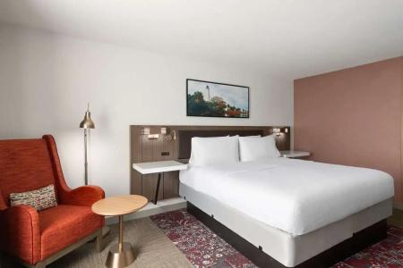Hilton Garden Inn - 45