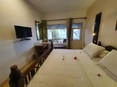 Sri Gemunu Beach Resort - 17