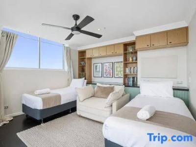 Crystal Bay On The Broadwater - 42