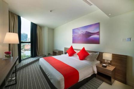 Riccarton Capsule - 38