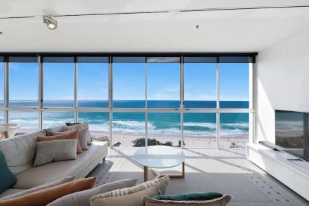 Ultiqa Air On Broadbeach - 320