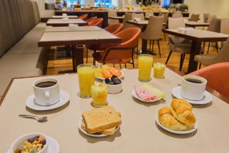 Dazzler by Wyndham Buenos Aires San Martin - 8