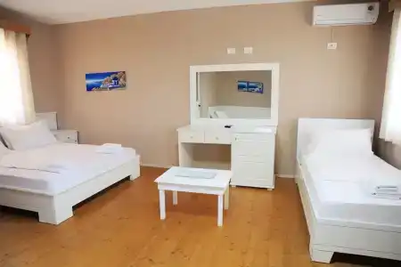 Drymades Bungalows - 5