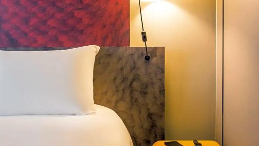 ibis Bordeaux Centre Bastide - 57