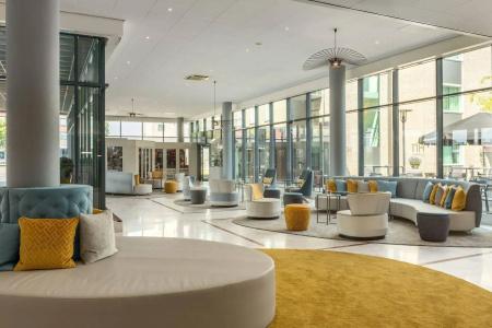 NH Amsterdam Schiphol Airport - 1