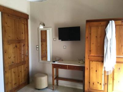 Evangelos - 4