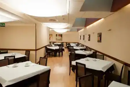 Bulevar Burgos - 16
