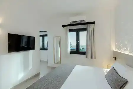 Onyx & Suites - 160