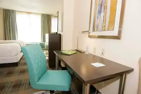 Wingate by Wyndham - Orlando International Airport - 56