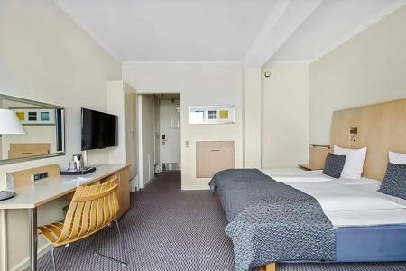 Best Western Plus Airport - 46