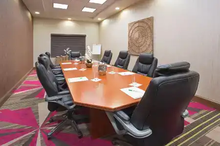 Holiday Inn & Suites Downtown, an IHG - 15