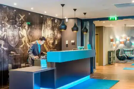 One Edinburgh-Princes - 24
