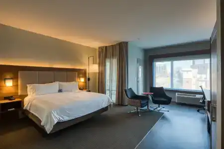 Holiday Inn Express & Suites - Charlotte - South End, An Ihg - 28
