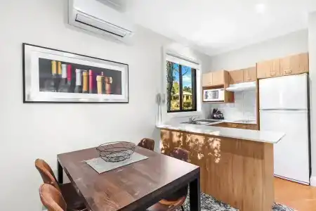 Leisure Inn Hill - 4