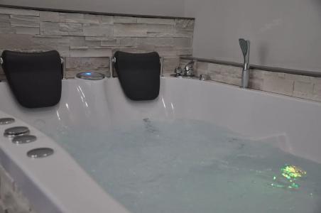 Imperial Suites - 13