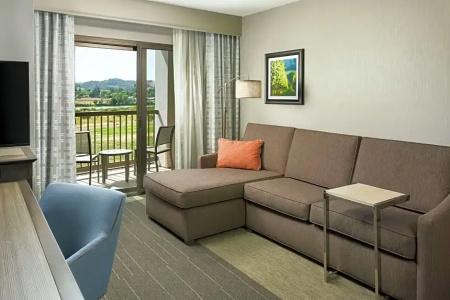 Hampton Inn & Suites -, CA - 99