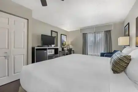 Best Western Pier Point Inn - 70