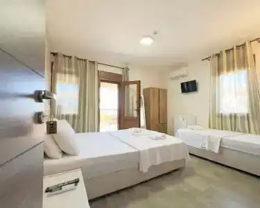 Cesmeli Boutique - Çeşme, İzmir - 1