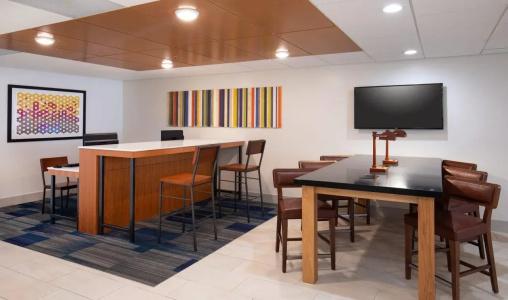 Holiday Inn Express - Norfolk, an IHG - 21