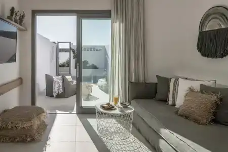 A Mykonos - 67