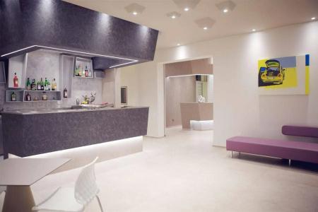L'Hotel - 1