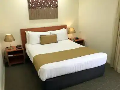 Best Western Tuscany on Tor Motor Inn - 80