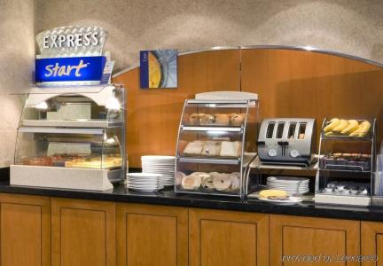 Holiday Inn Express Vancouver Airport-Richmond, An Ihg - 10