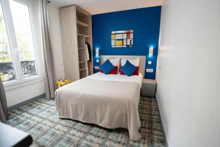 Hôtel Du Mont Dore Batignolles - 48