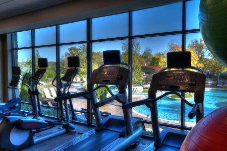 Courtyard by Marriott - 23