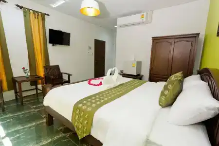 The Mouth Resort - Sha Extra Plus - 25