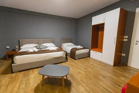 Olivar Tirana - 25