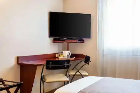 Quality Pau Centre Bosquet - 52
